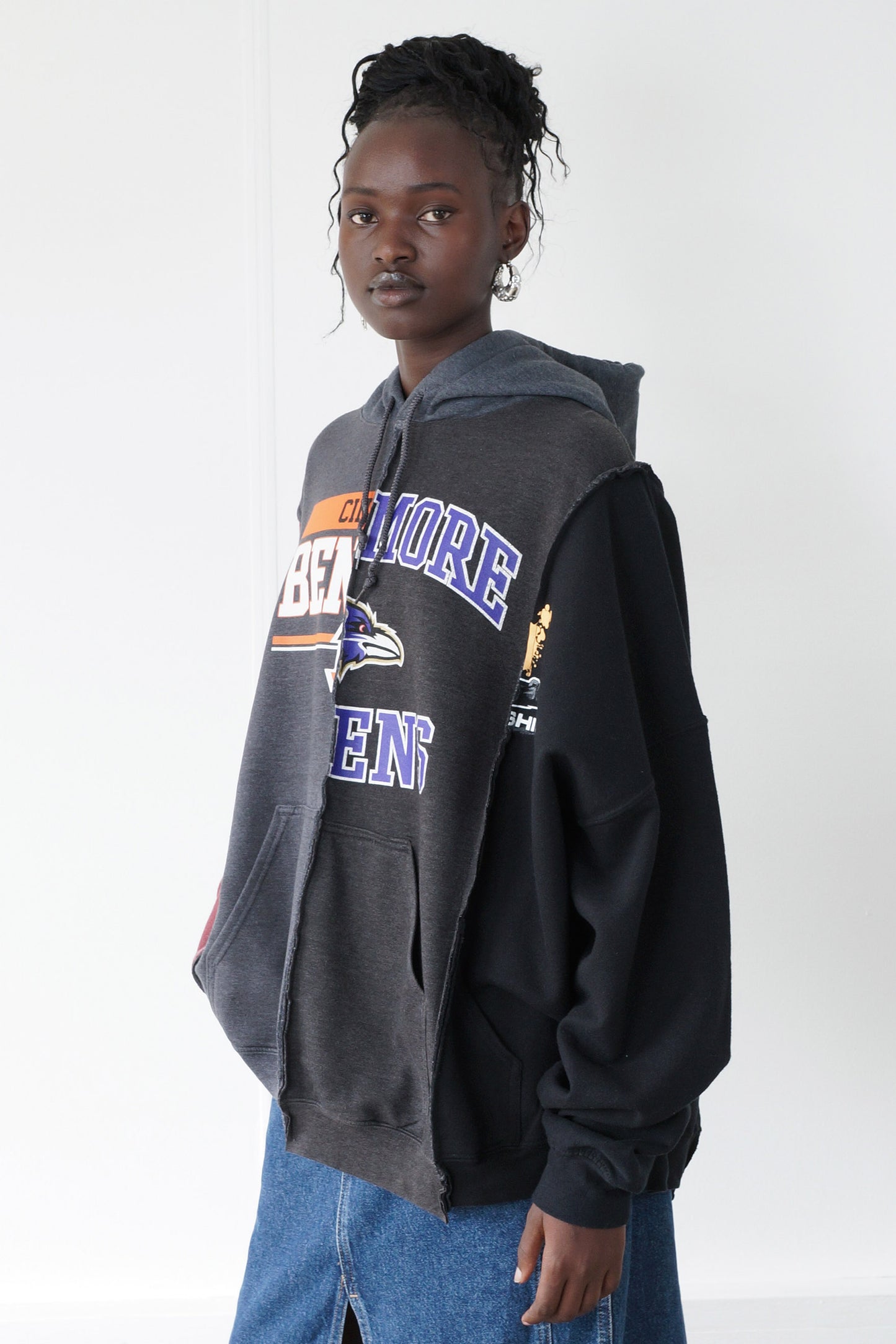 FOUR-PANEL HOODIES