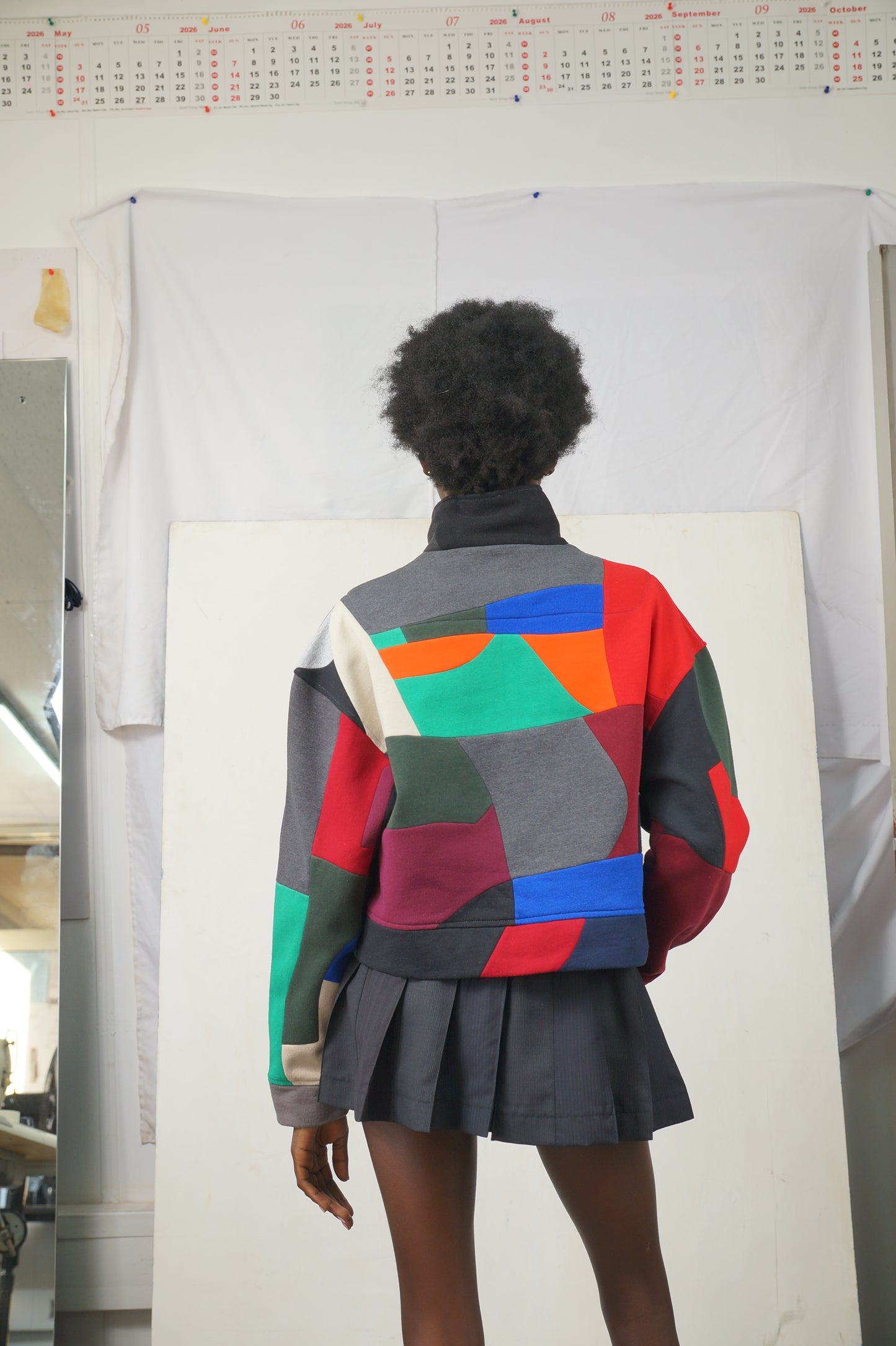 CROPPED ZIPPED BODA SWEATSHIRT