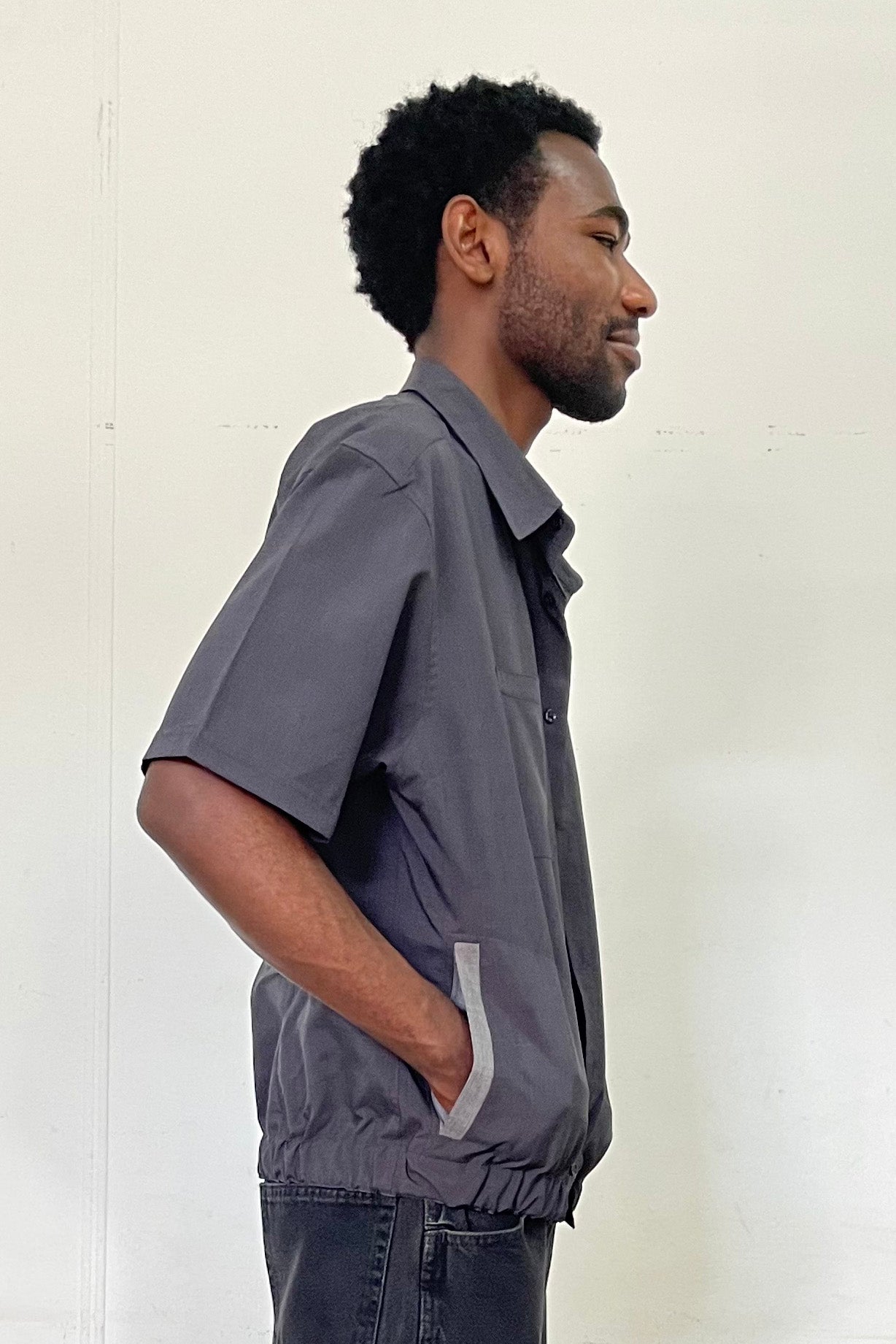 SHORT-SLEEVED BOMBER SHIRT