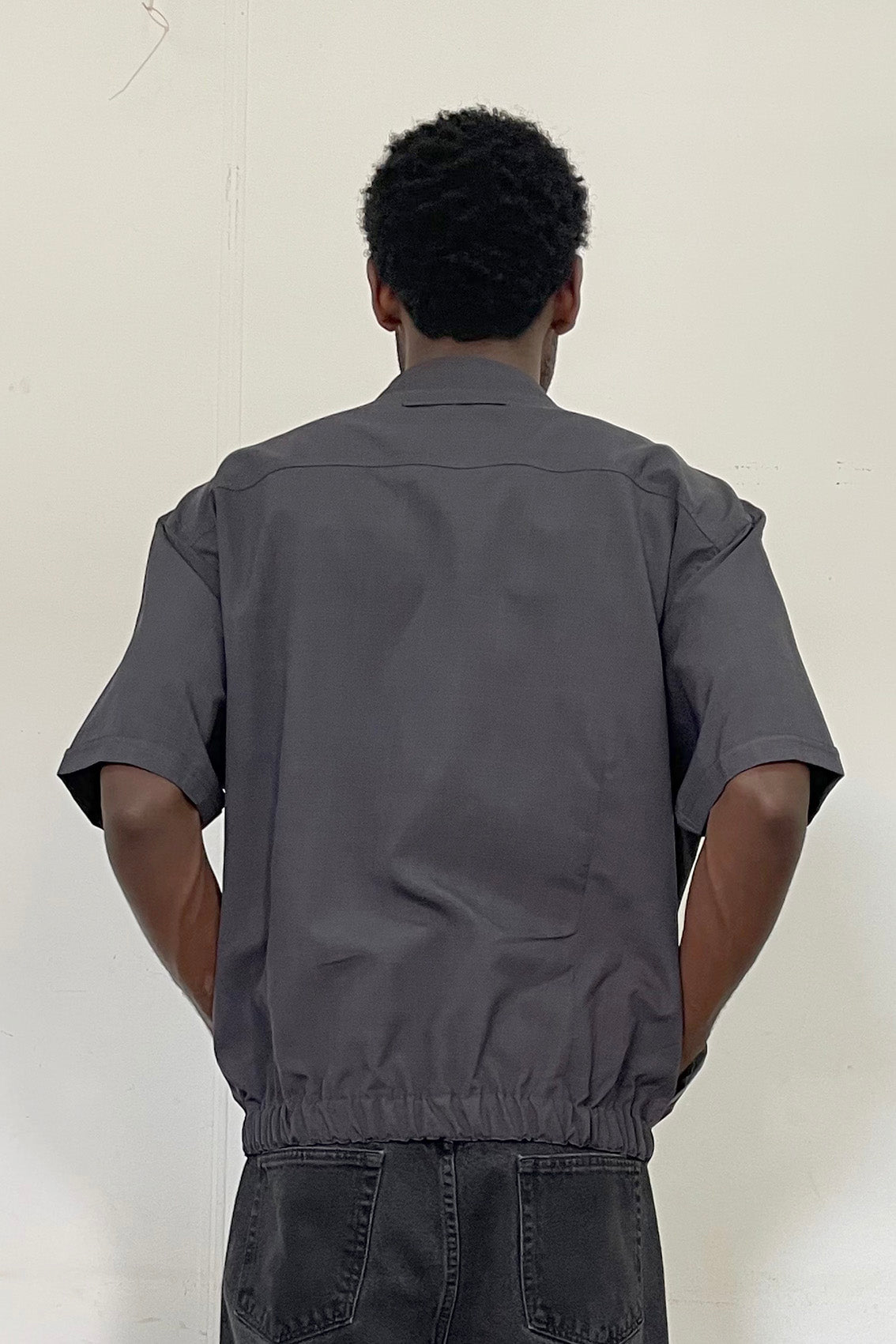 SHORT-SLEEVED BOMBER SHIRT