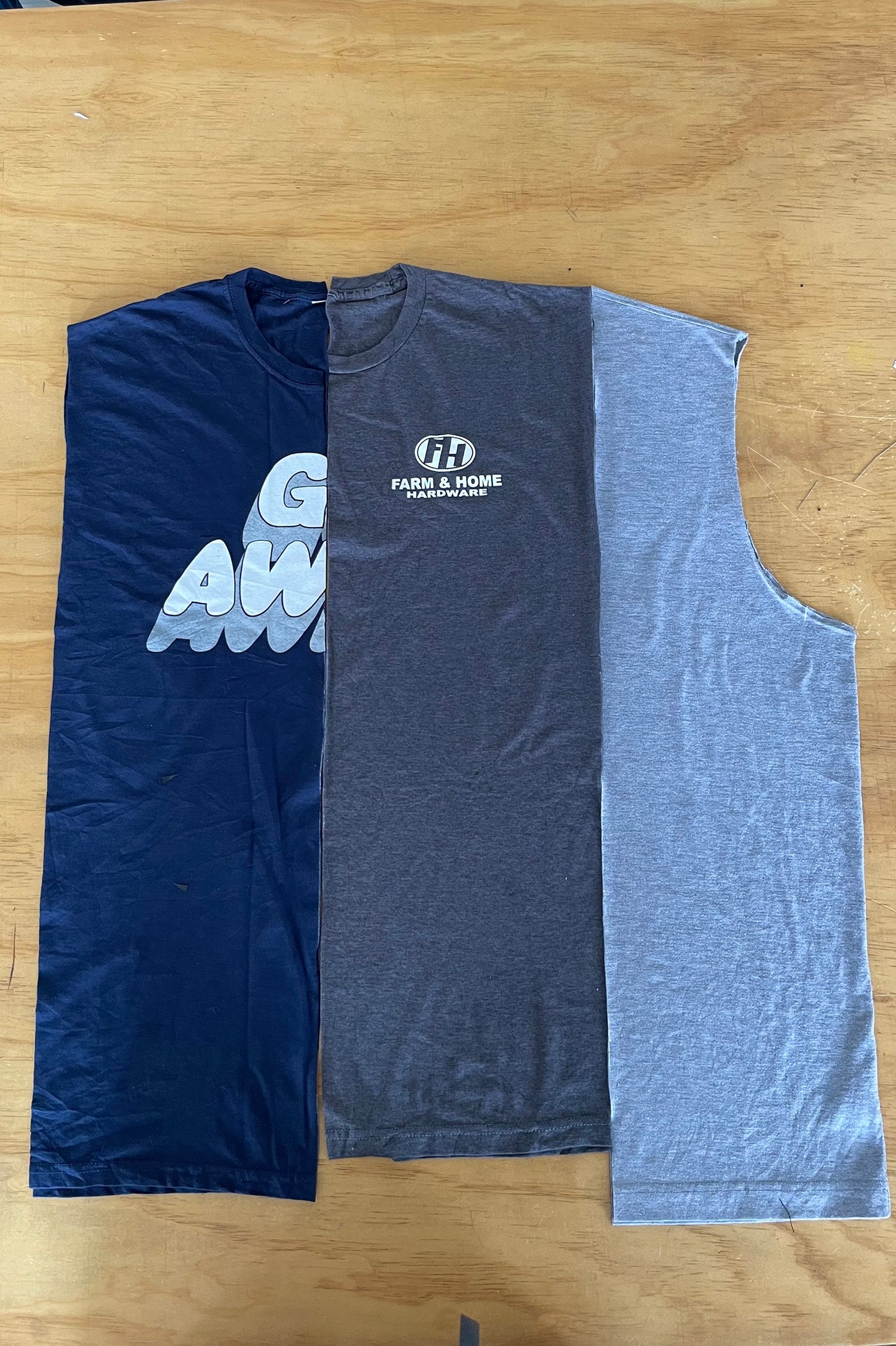 FOUR-PANEL FRENCH SEAM T-SHIRTS