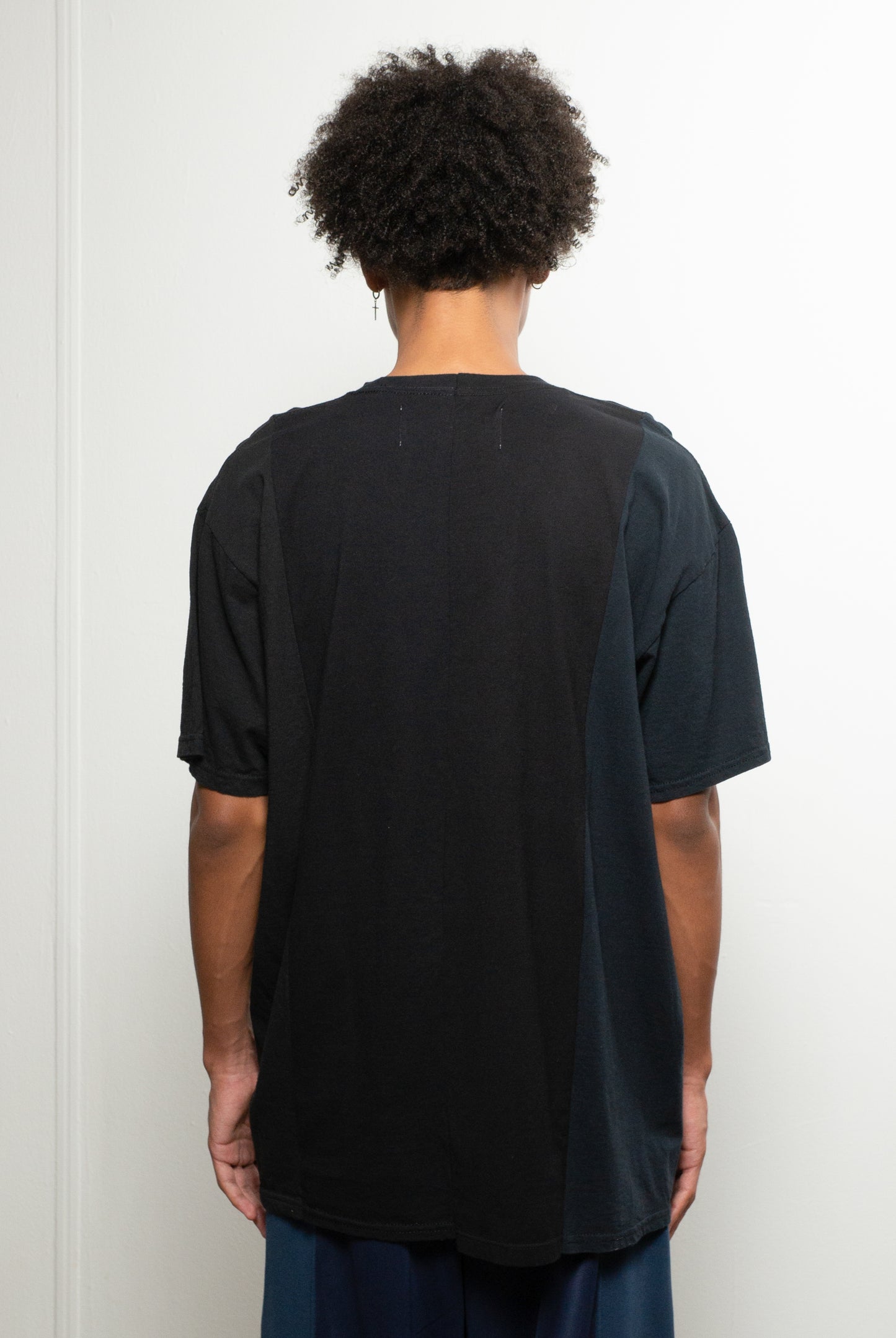 Idobo Four-Panel T-shirt
