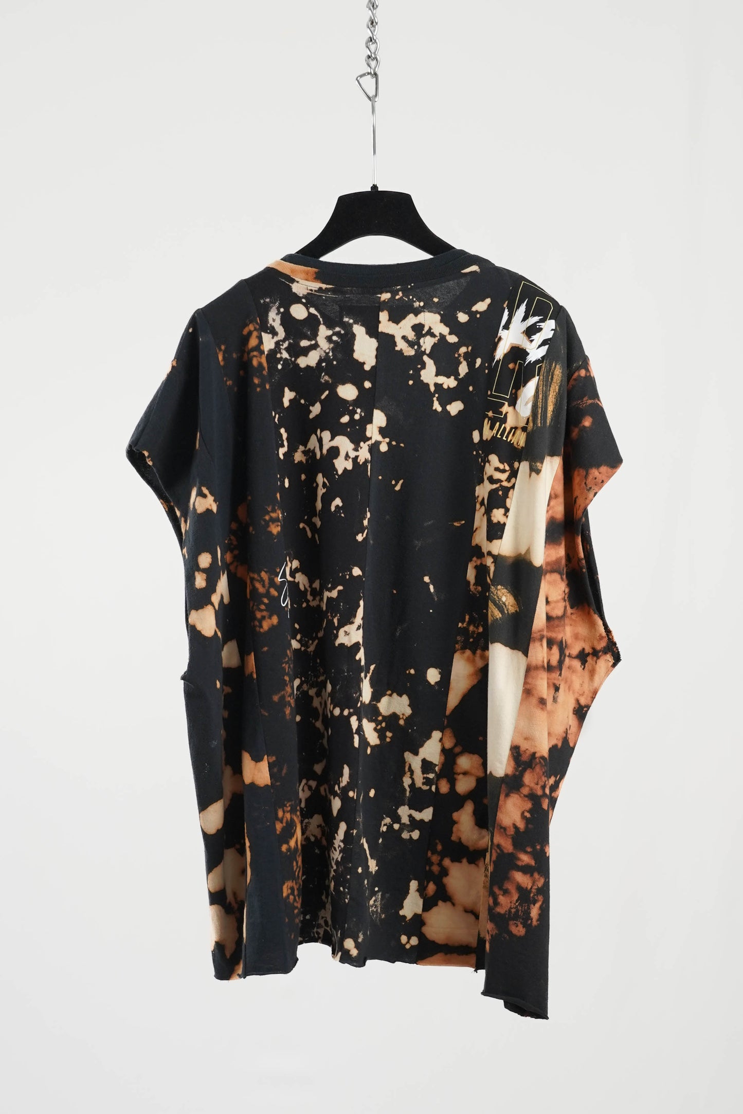 EIGHT-PANEL SLEEVELESS T-SHIRT RTS11-5