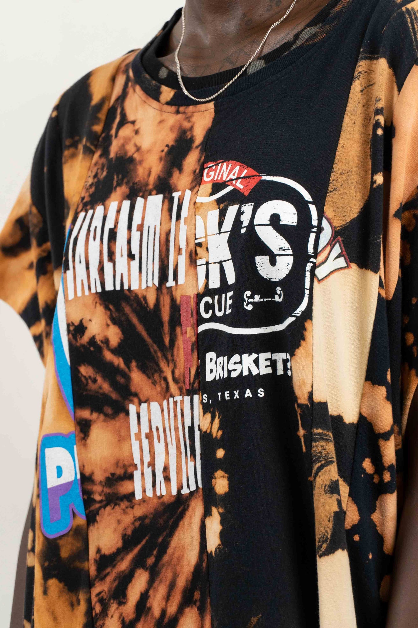 EIGHT-PANEL SLEEVELESS T-SHIRT RTS11-2