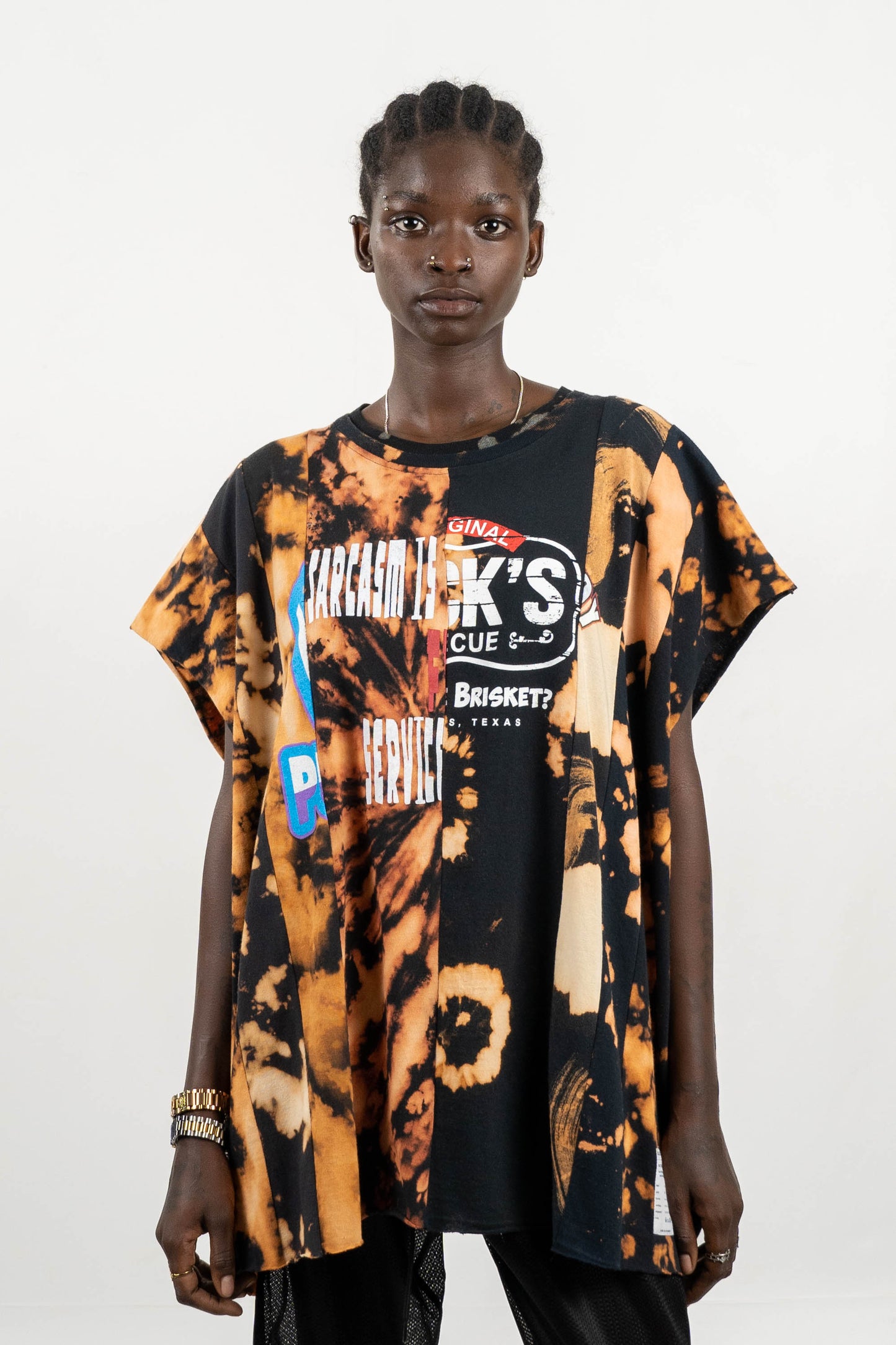 EIGHT-PANEL SLEEVELESS T-SHIRT RTS11-2