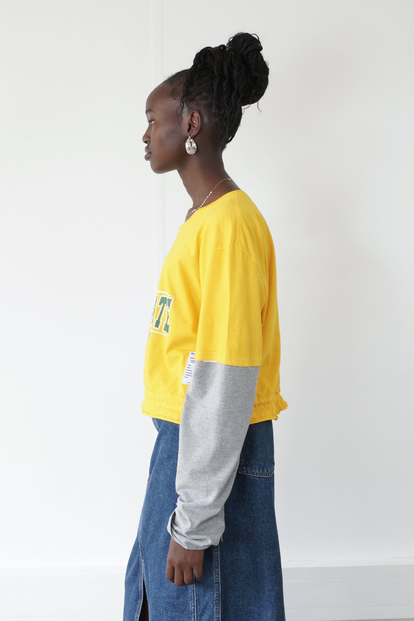 Matailong Cropped Extended Sleeve T-shirt