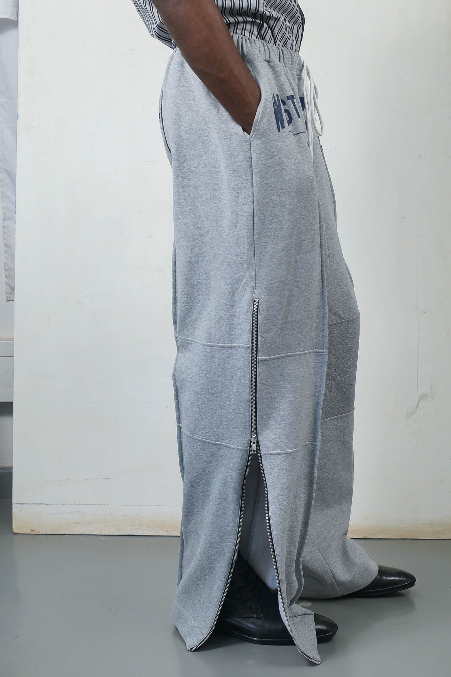 ZIPPED SWEATPANTS RTS13-1