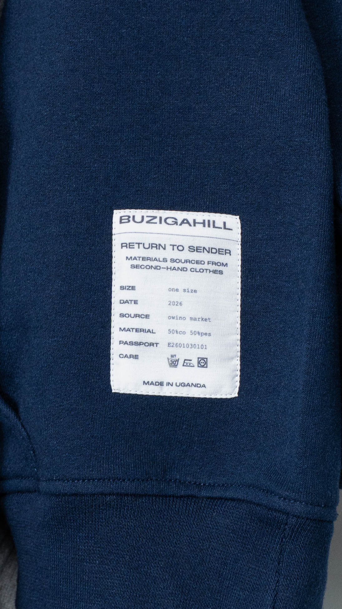 FOUR-PANEL HOODIE RTS11-1