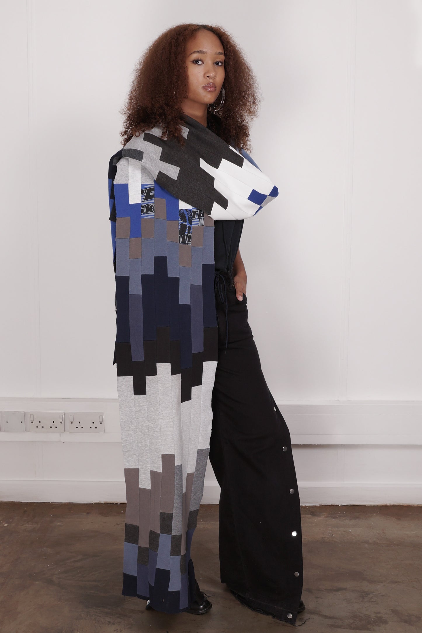 PUZZLE SCARF