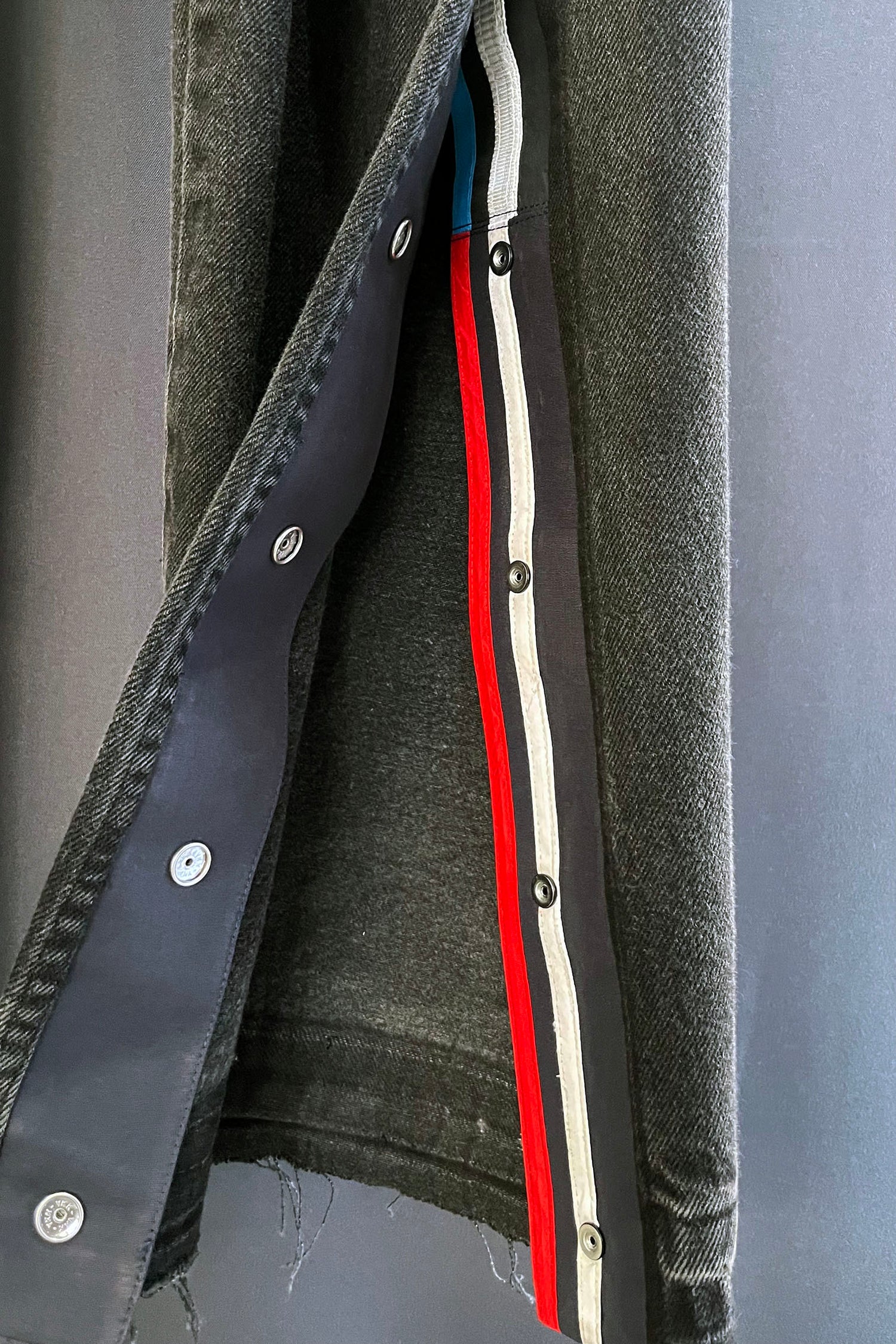 SNAP JEANS
