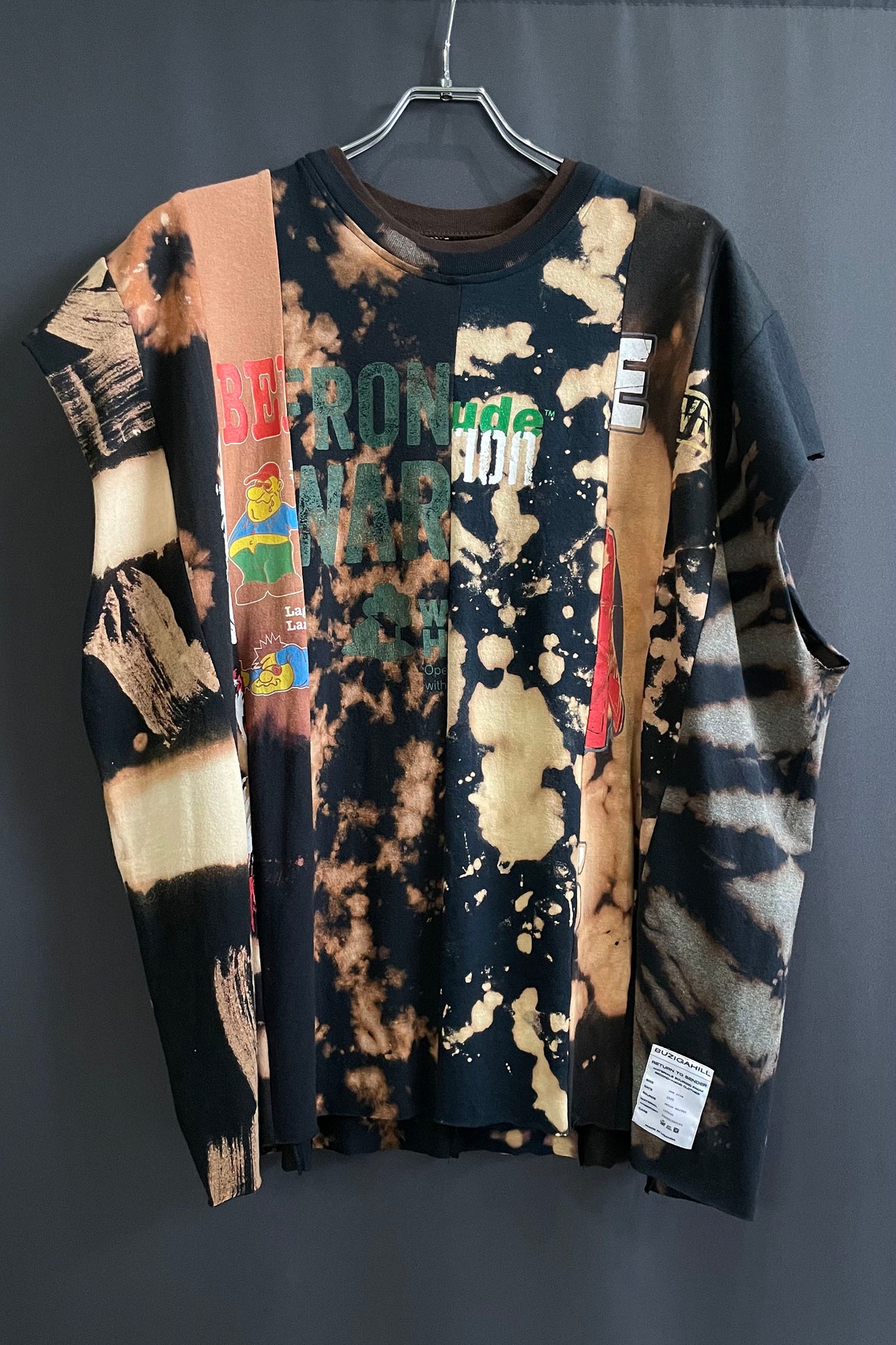 BLEACHED EIGHT-PANEL SLEEVELESS T-SHIRTS