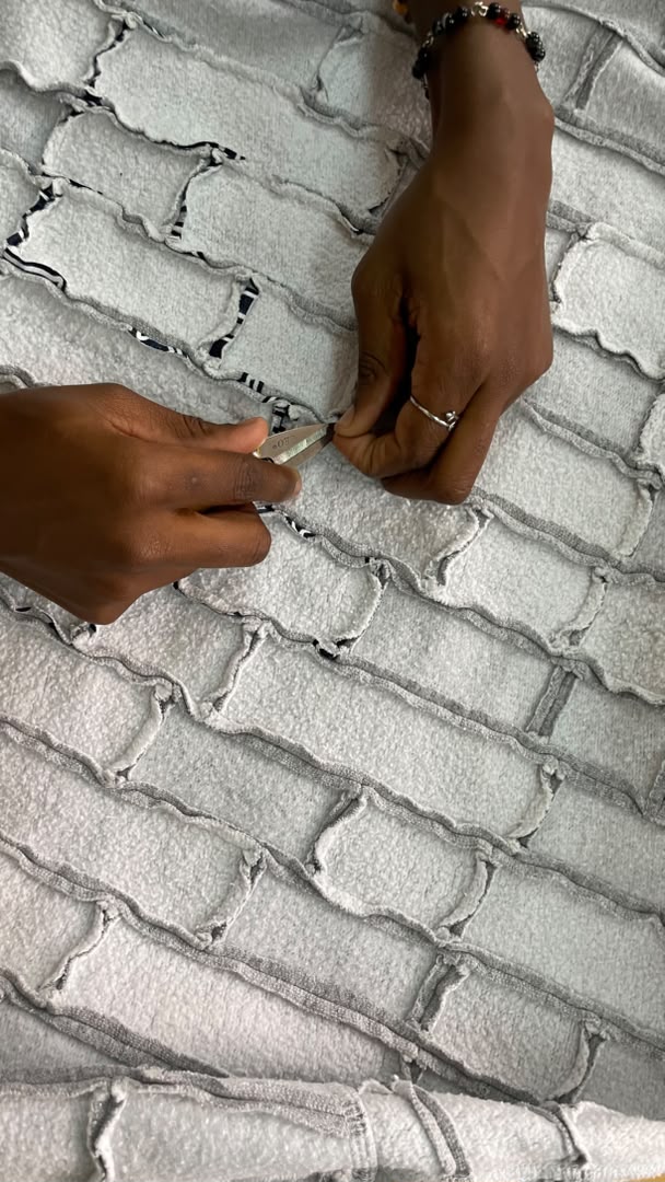 PUZZLE SCARF